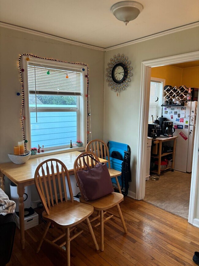 Building Photo - Charming N. Portland Apartment located in the Piedmont Neighborhood!