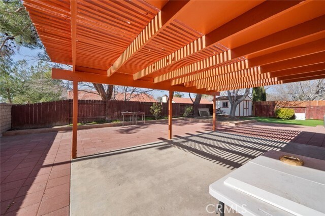 Building Photo - 43203 27th St W