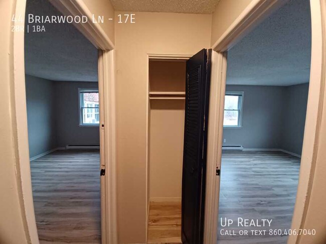 Building Photo - 40-44 Briarwood Ln
