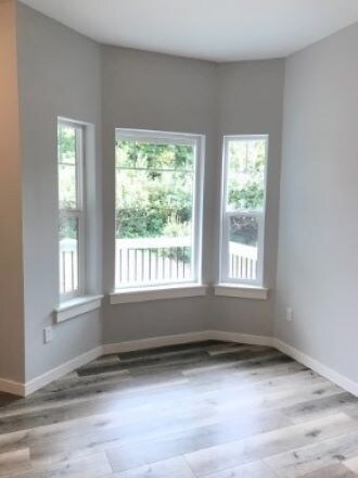 Building Photo - 531 Sunset Ave