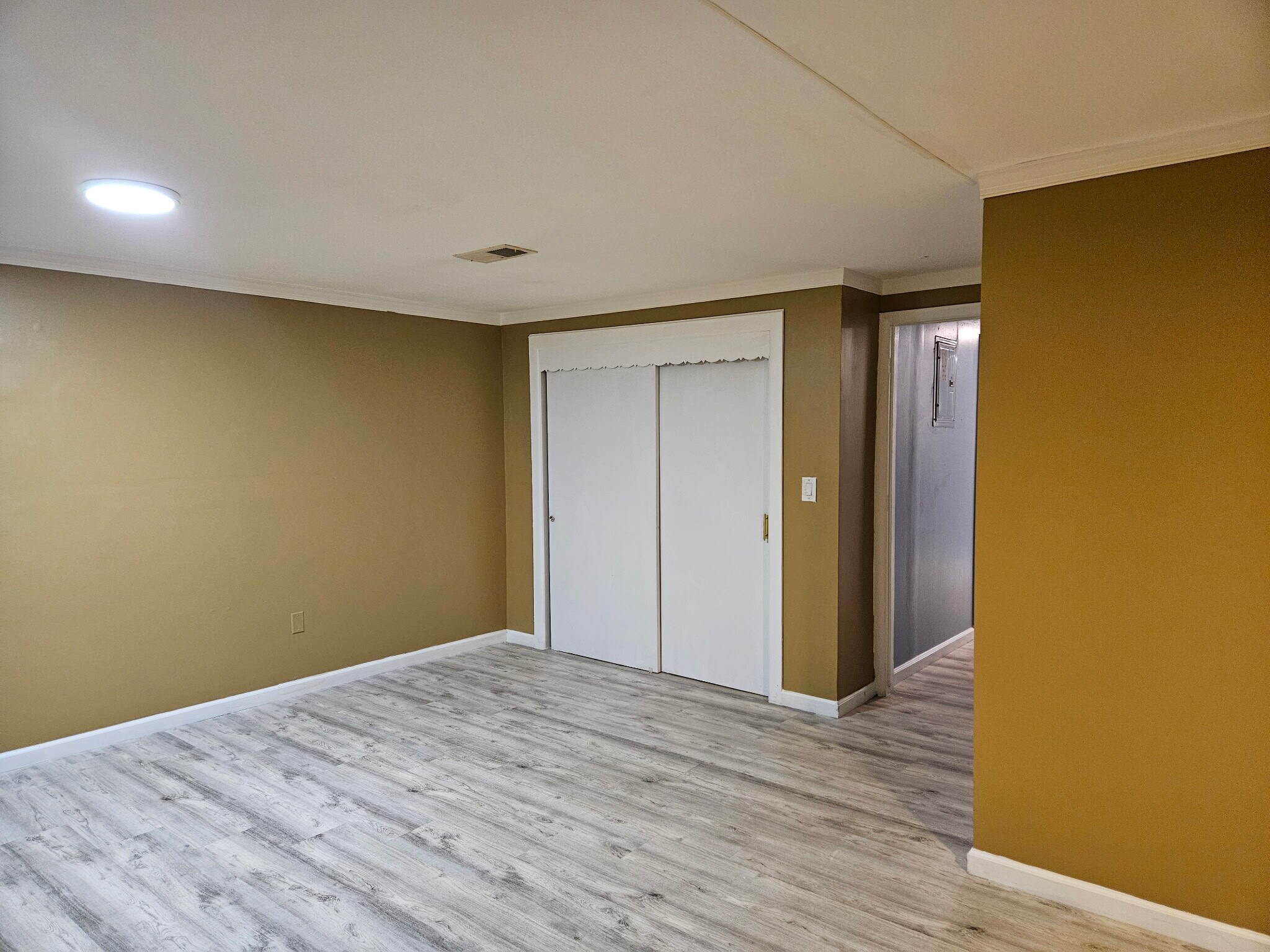 Building Photo - 333 Whitehead Rd