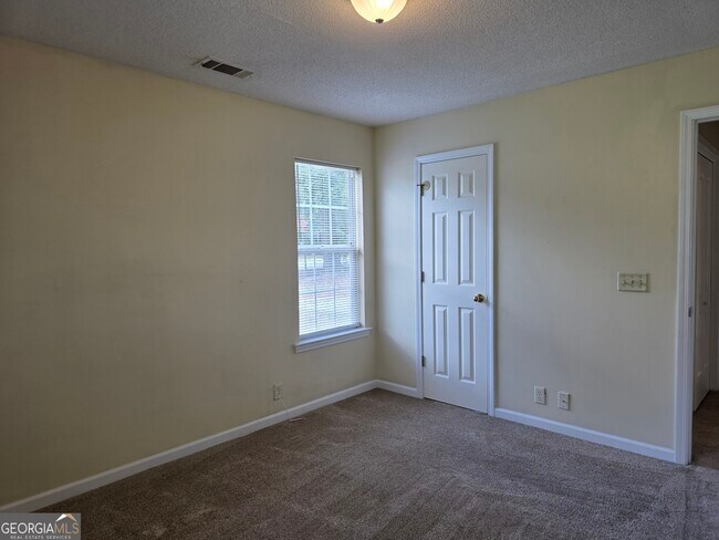 Building Photo - 1213 Exley Dr