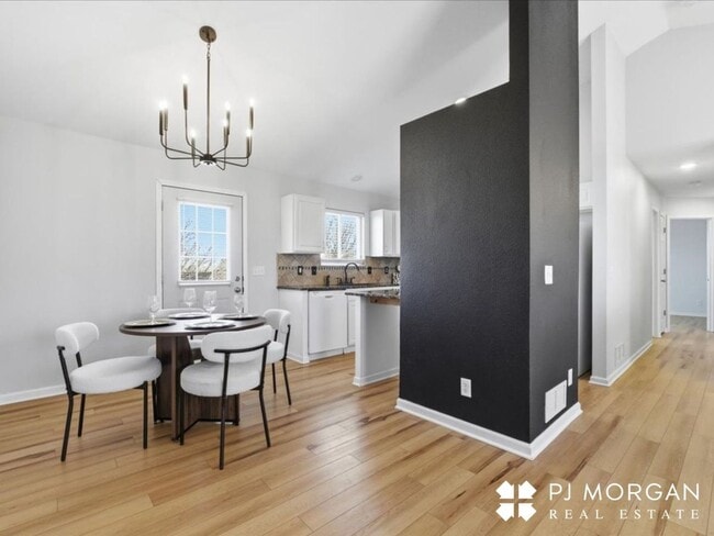 Building Photo - Relax by the fire in this beautiful rental home!