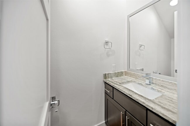 Building Photo - 2408 Gray St