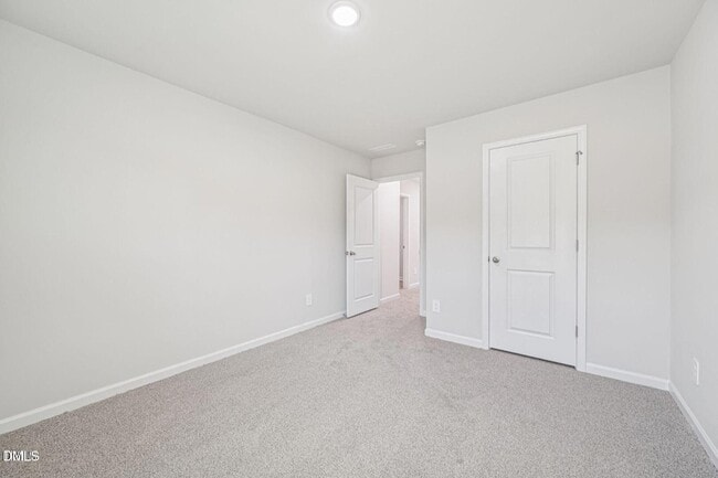 Building Photo - 721 Deschutes Dr