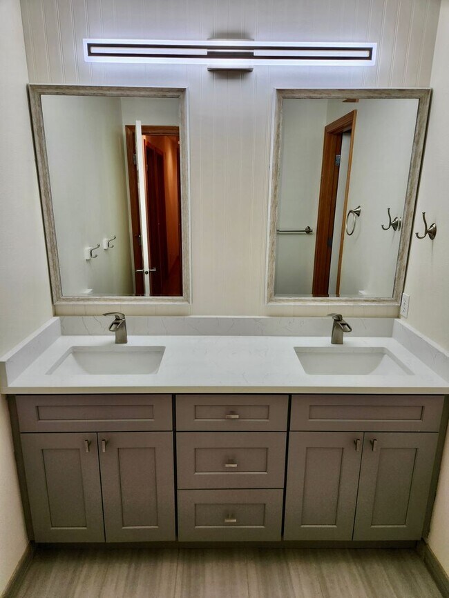 Building Photo - Beautiful 3 Bed / 2.5 Bath Townhome in Lake Stevens