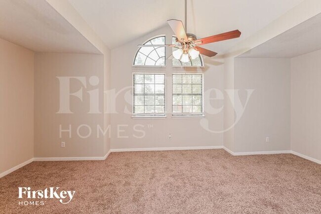 Building Photo - 8571 Spring Green Dr