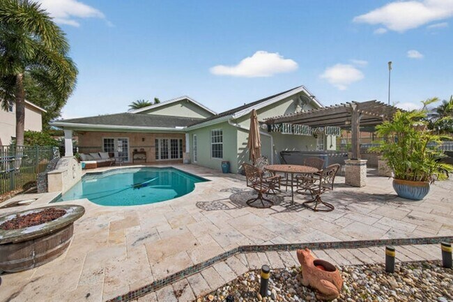 Building Photo - 9121 Paragon Way