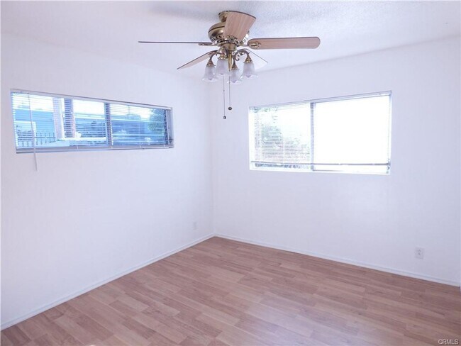 Building Photo - 5832 Camerford Ave