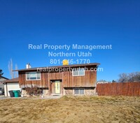 Building Photo - 4 Bedroom 2 Bath Home in Clearfield Available!