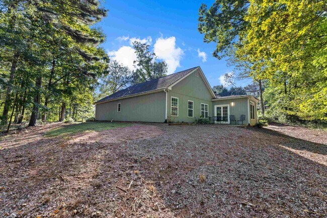 Building Photo - 129 Moudy Ln