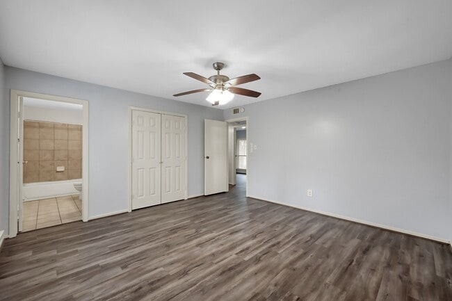 Building Photo - 83 Marabou Pl