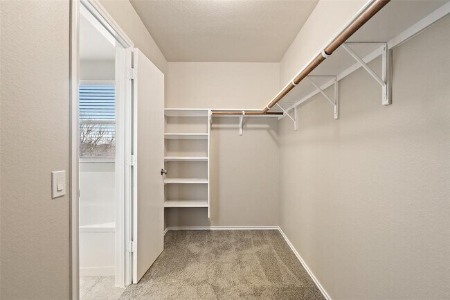 Building Photo - 1617 Anise Dr