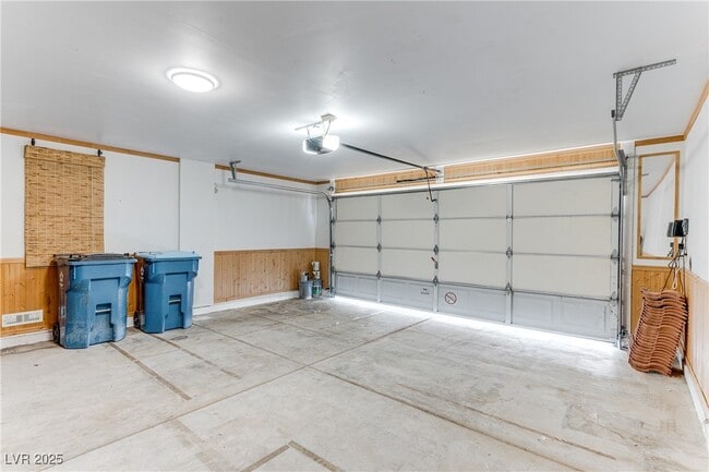 Building Photo - 7837 Quill Gordon Ave