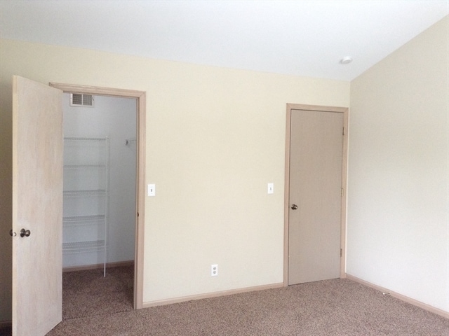 Building Photo - 20965 W Boulder Dr