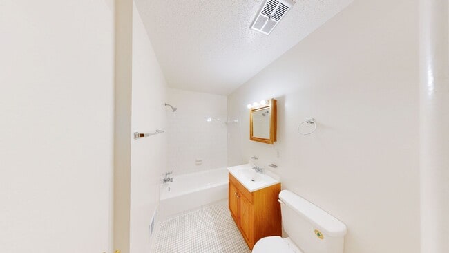 Building Photo - 7197 D Cimarron Ct