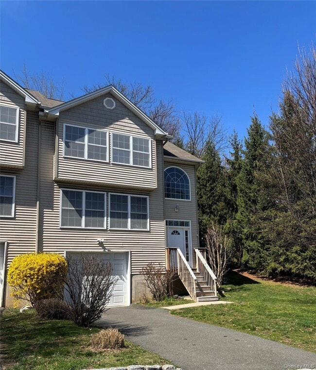 Building Photo - 16 W Railroad Ave