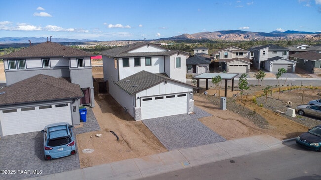 Building Photo - 6129 Lonesome Dr