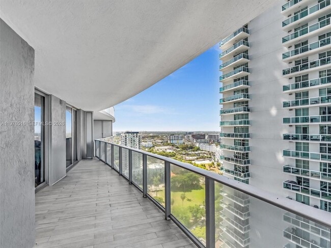 Building Photo - 488 NE 18th St