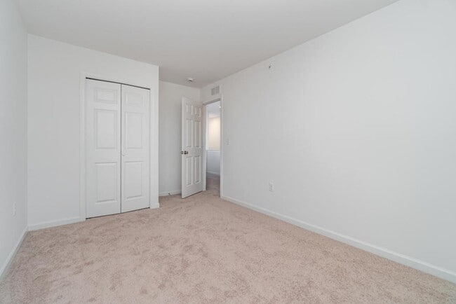 Building Photo - 8 Kenzie Way