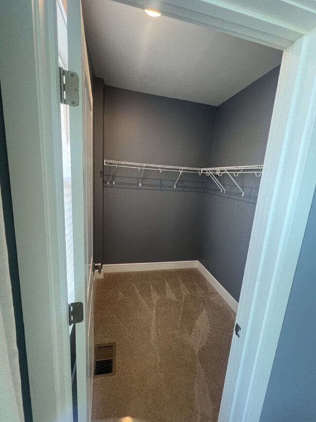 Building Photo - Brand-New Luxury 3BR Townhome-Style Condo ...