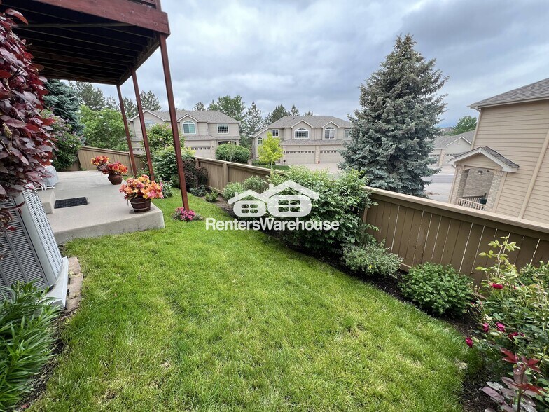 Building Photo - 9147 Woodland Dr