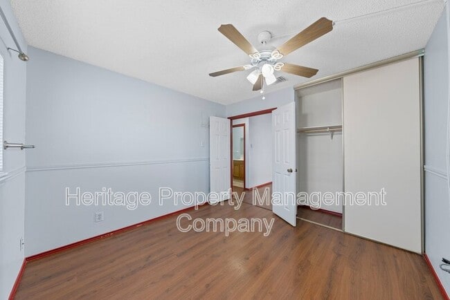 Building Photo - 7919 Wayside Trail