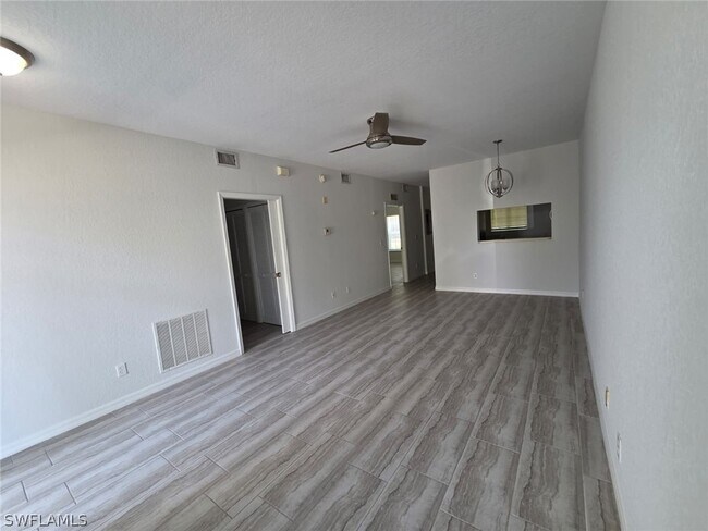 Building Photo - 8408 Bernwood Cove Loop