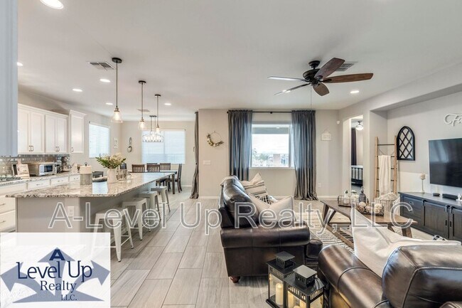 Building Photo - 14097 N Silverleaf Ln