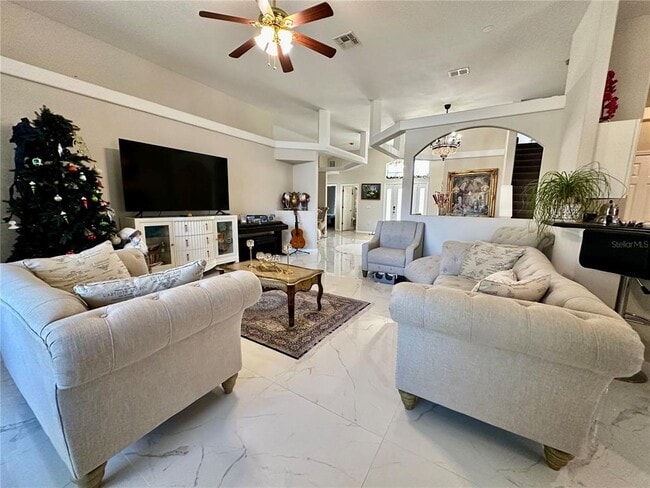 Building Photo - 1947 Fairway Loop