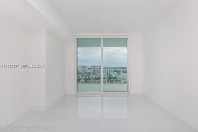 Building Photo - 400 Sunny Isles Blvd