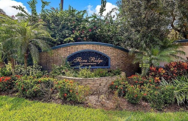 Building Photo - 3001 Laurel Run Ln