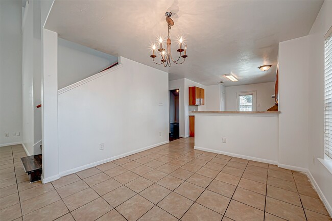 Building Photo - 7127 Sedona Ct