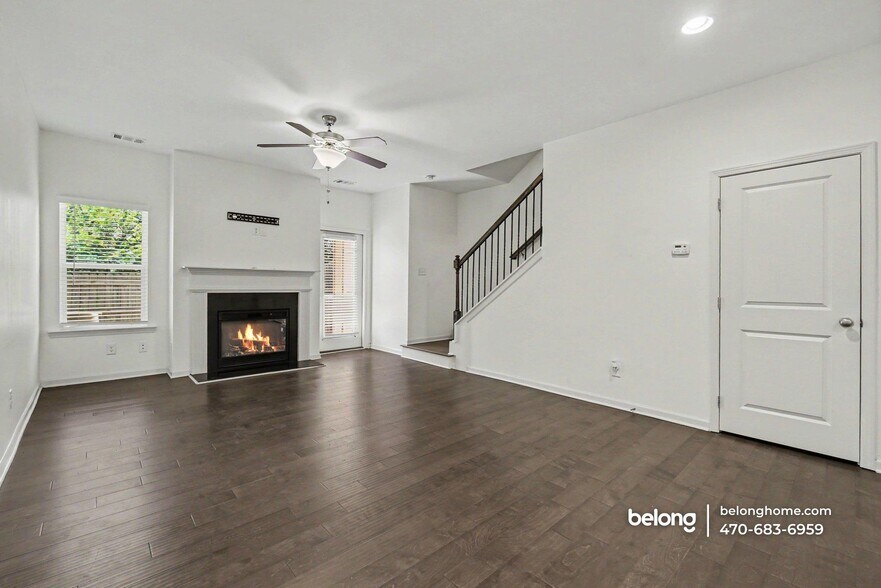 Building Photo - 897 Ambient Way