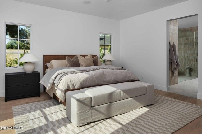 Building Photo - 6039 E Calle Camelia