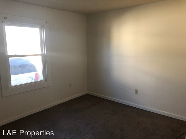 Building Photo - 2 br, 1 bath House - 912 N Morris Street