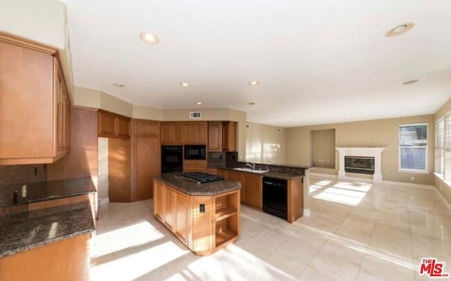 Building Photo - 1841 S Floyd Ct