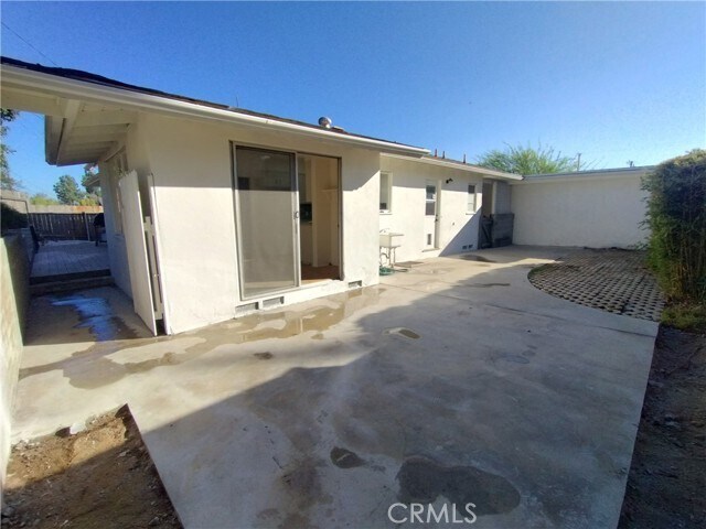 Building Photo - 374 Grand