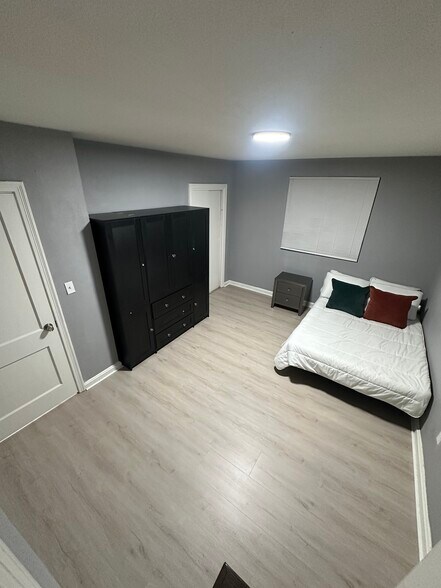 Building Photo - 3150 Belden Cir