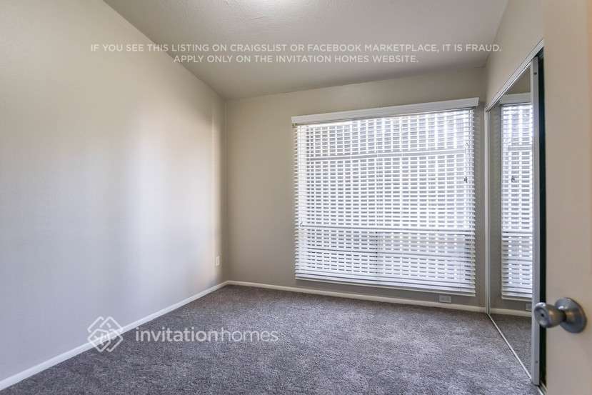 Building Photo - 22937 Leadwell St