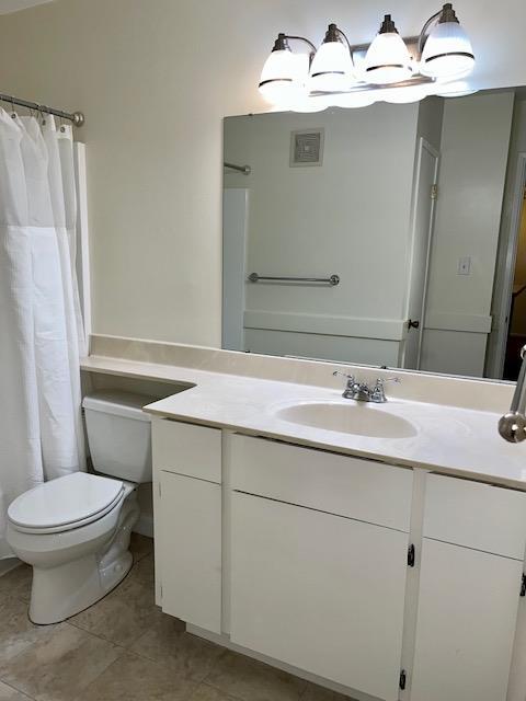 Building Photo - 135 Piccadilly Pl