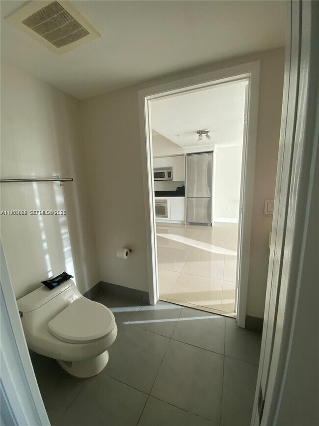 Building Photo - 92 SW 3rd St