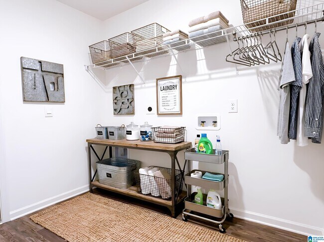 Building Photo - 136 Aberdeen Lp