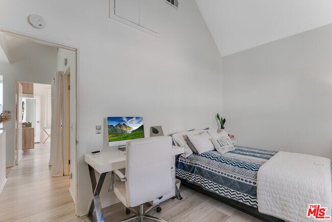 Building Photo - 28711 Pacific Coast Hwy