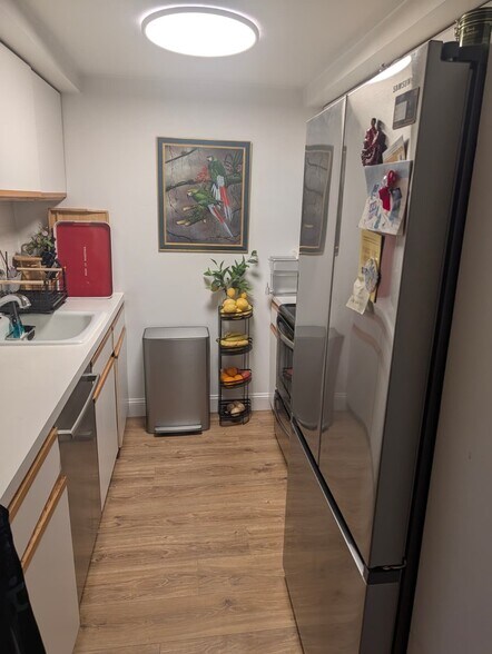 Building Photo - 1933 Commonwealth Ave