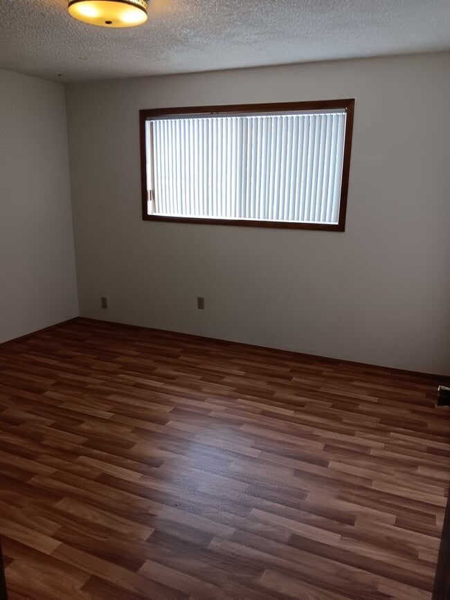 Building Photo - 3 Bed House in La Grande