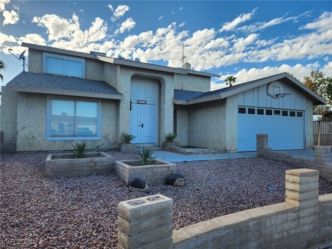 Building Photo - 3565 S Calmosa St