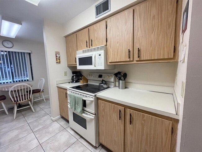 Building Photo - 4648 Longwater Chase