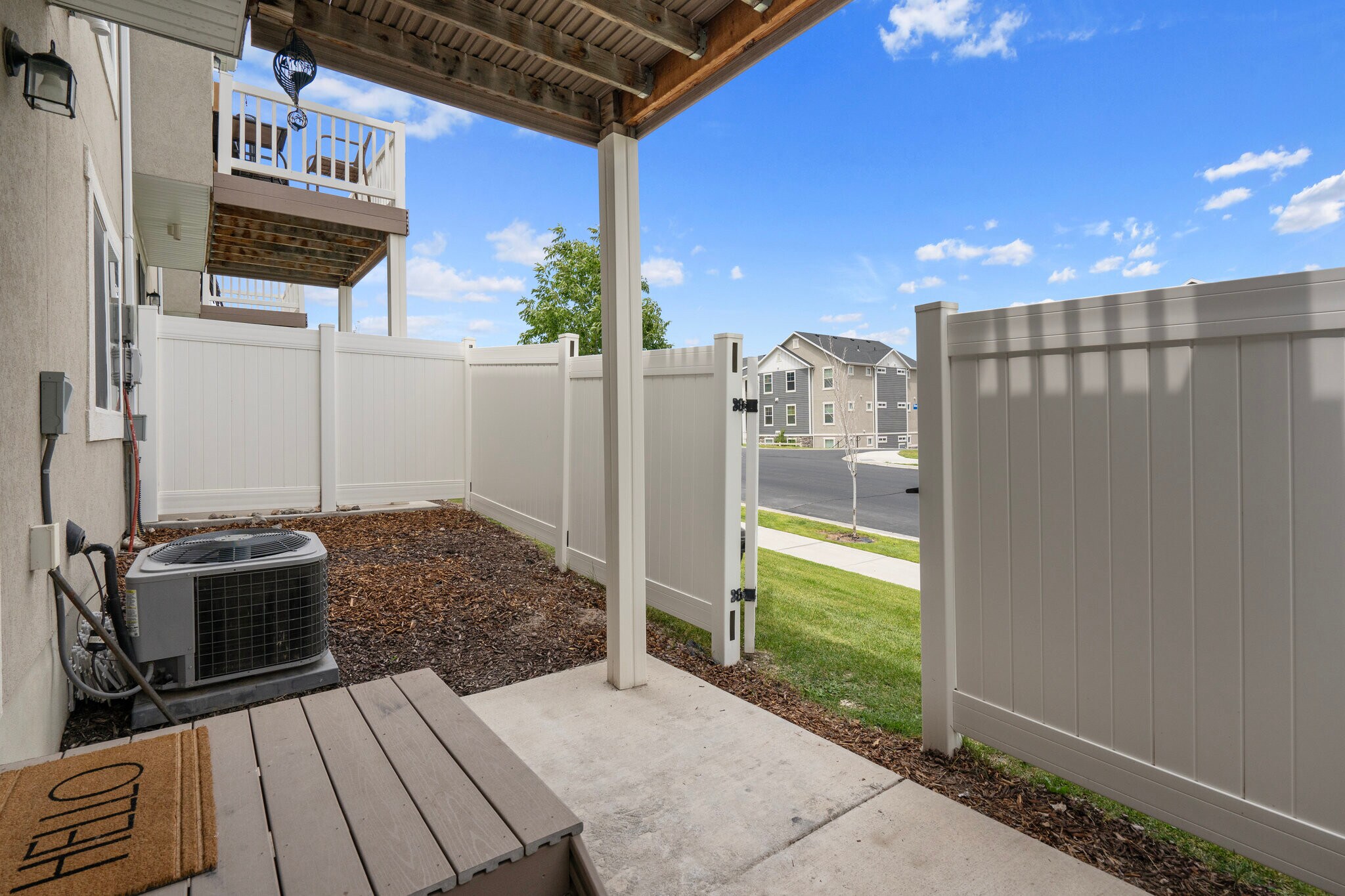 Building Photo - 14549 S Juniper Shade Dr