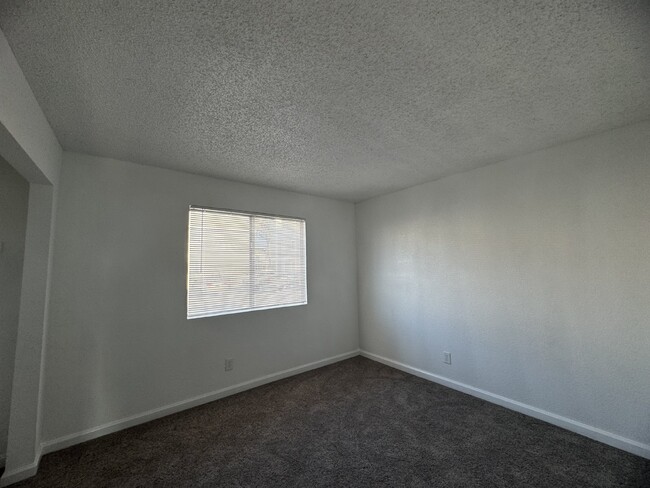 Building Photo - Newly remodeled 2BR - 1BA available